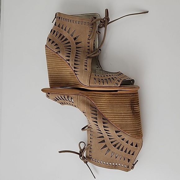 Jeffrey Campbell Cutout Rodillo Wedge Sandals Beige Tan - Picture 6 of 16